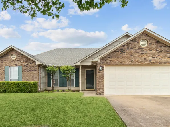 218 Natchez Dr, Jonesboro, AR 72404