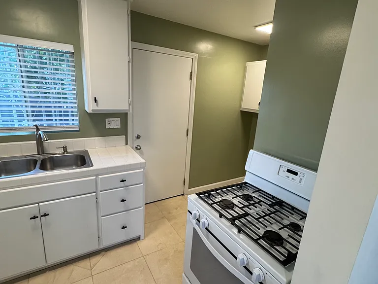 11326 S Truro Ave #1 — Photo 6