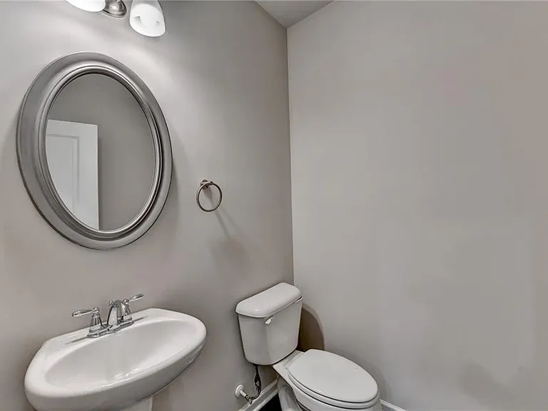 461 Paxton Ln — Photo 13