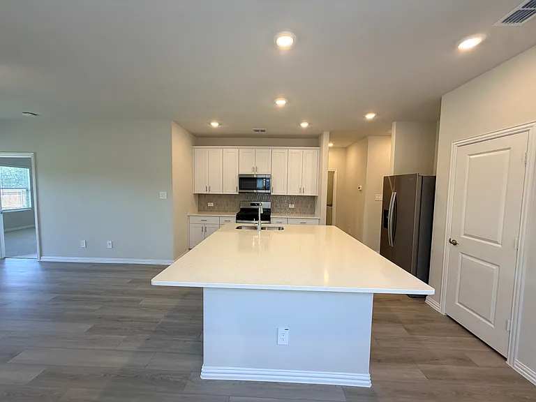 6212 Chickney Dr — Photo 8