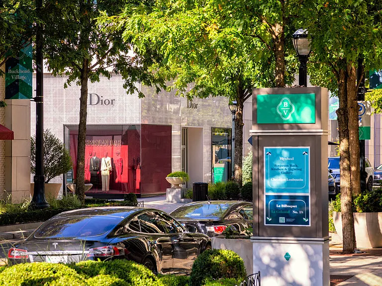 Camden Buckhead Square — Photo 35