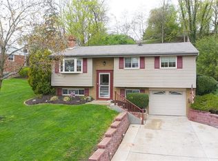 704 Moonstone Dr, Allison Park, PA