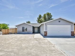 613 Heatherglen Dr, Ridgecrest, CA 93555