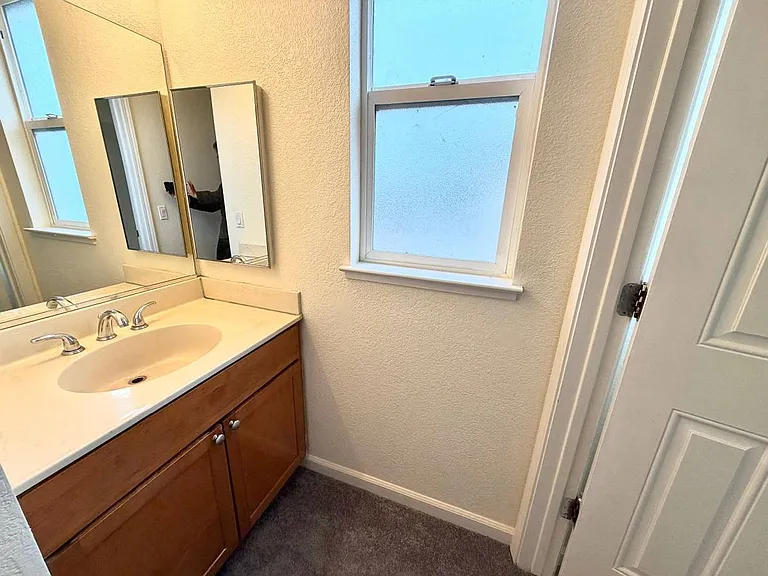 2941 Chavez Ln — Photo 15