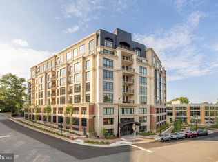 6718 Lowell Ave UNIT 901, McLean, VA 22101