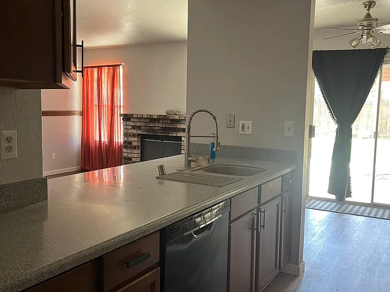 2117 Park Paxton Ct — Photo 16
