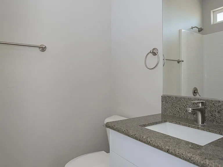 1561 S Dandelion St #1 — Photo 11
