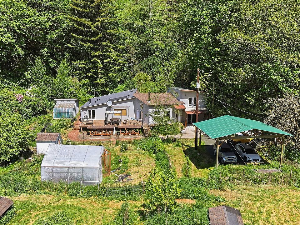 1st image of 96863 Larson Ln
