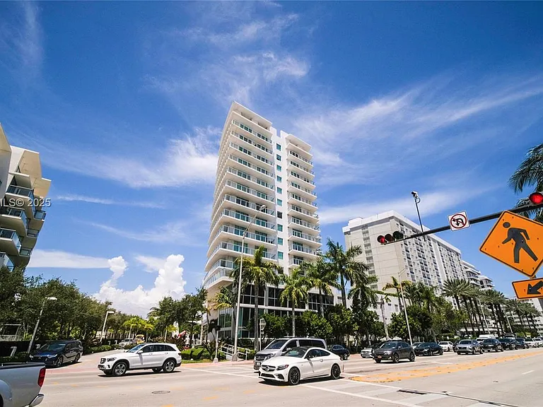 6700 Indian Creek Dr #1102 — Photo 22