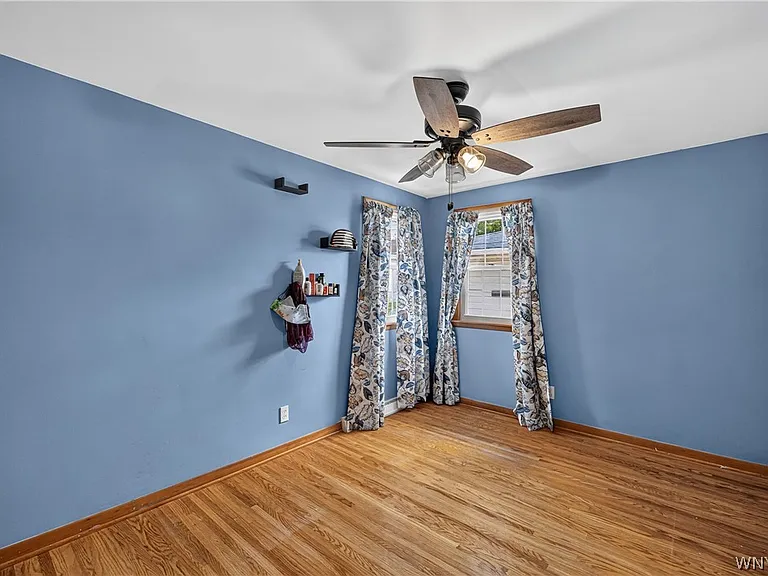 28 Parkview Ter — Photo 12