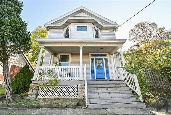 962 Hawthorne Ave #2 — Photo 2