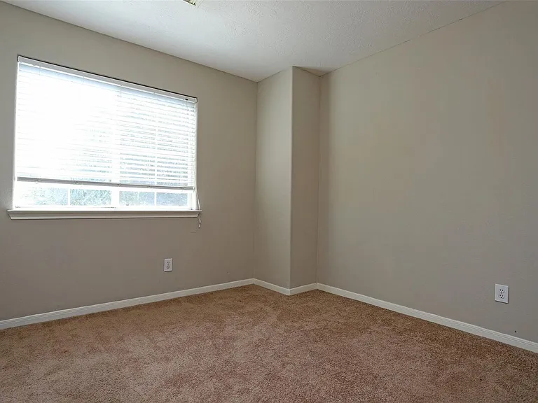 7518 Drifting Willow Ct — Photo 22