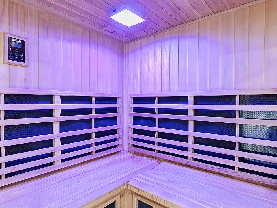 1st image of 171 Chrystie St #8D