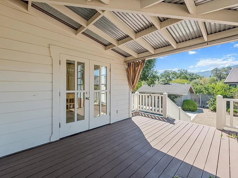 1533 Allyn Ave — Photo 10