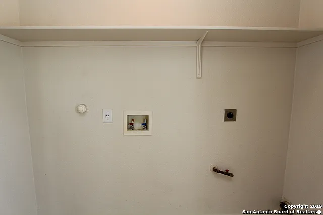 5507 Christina Path — Photo 22