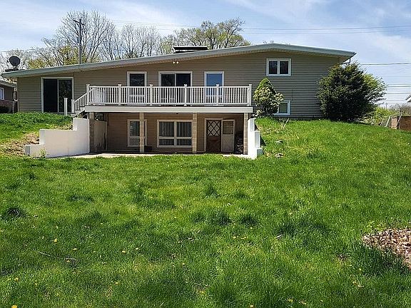 2nd image of 4312 Fellows St