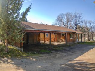 905 Campbell Ave, Yreka, CA 96097