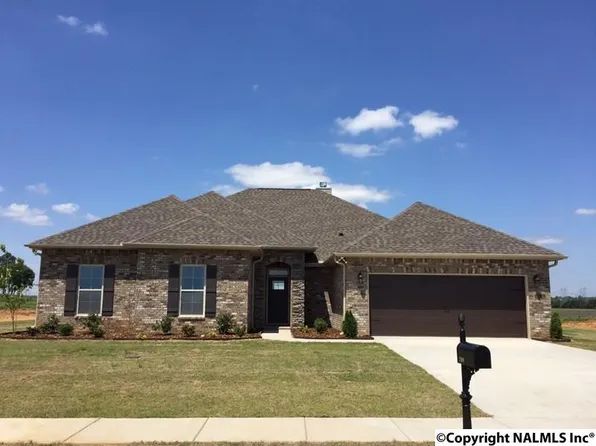 17019 Fieldway Cir, Harvest, AL 35749