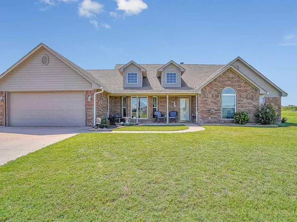 295 NW Austin Ln, Cache, OK 73527