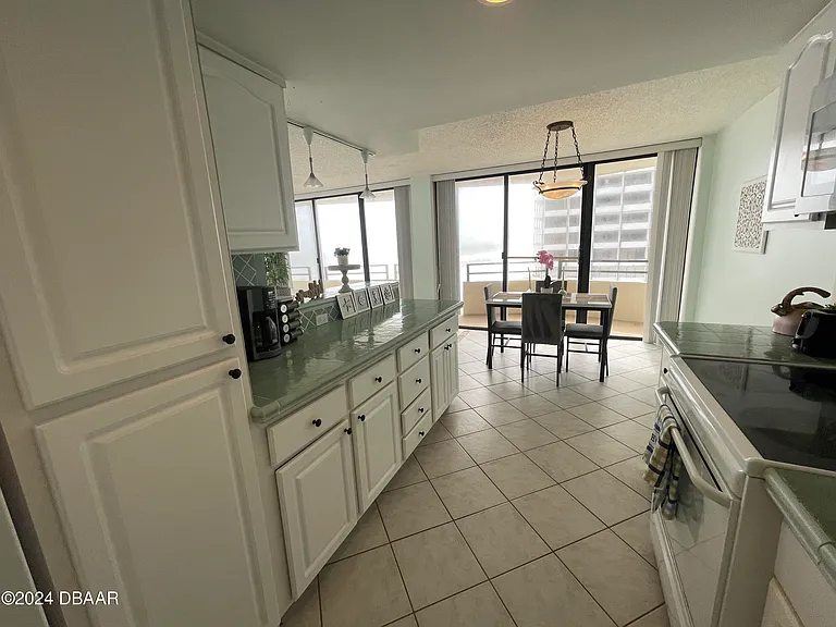 2900 N Atlantic Ave #702 — Photo 19
