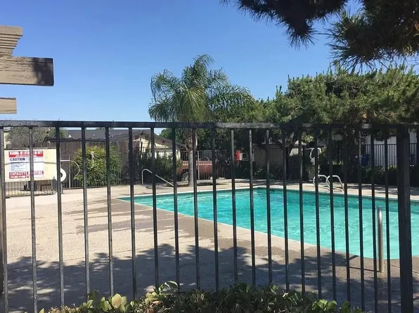 2247 W Dakota Ave APT 122, Fresno, CA 93705