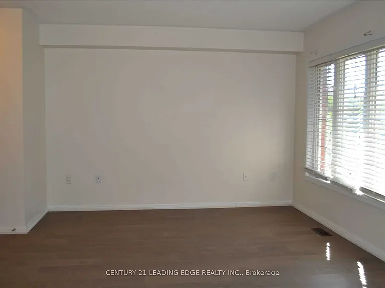 49 Celadine Dr — Photo 8