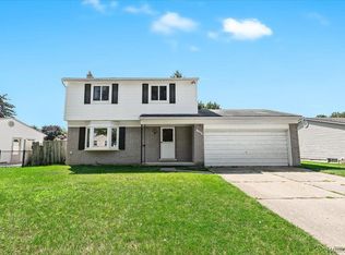 13044 Churchill Dr, Sterling Heights, MI 48313