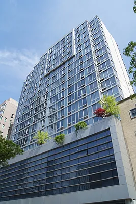 Rented by Corcoran | media 22