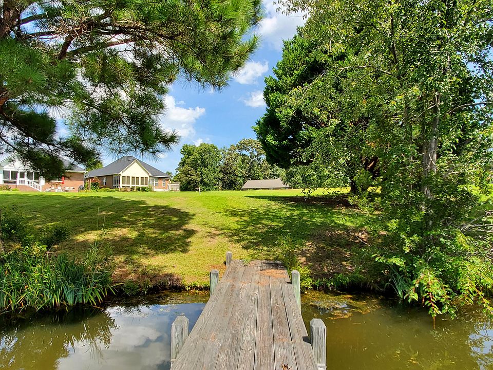 15 N Lake Cir, Manning, SC 29102 Zillow