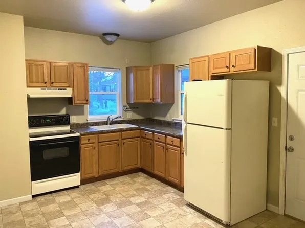 319 Niagara Ave #1, Sheboygan, WI 53081