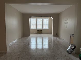 8207 Myrtle Ave #Q, Ridgewood, NY 11385