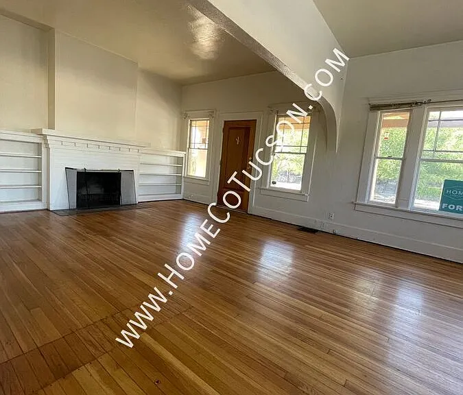 222 E 4th St — Photo 4