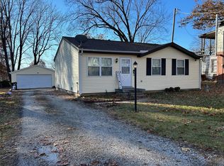 600 E Adams St, Belleville, IL