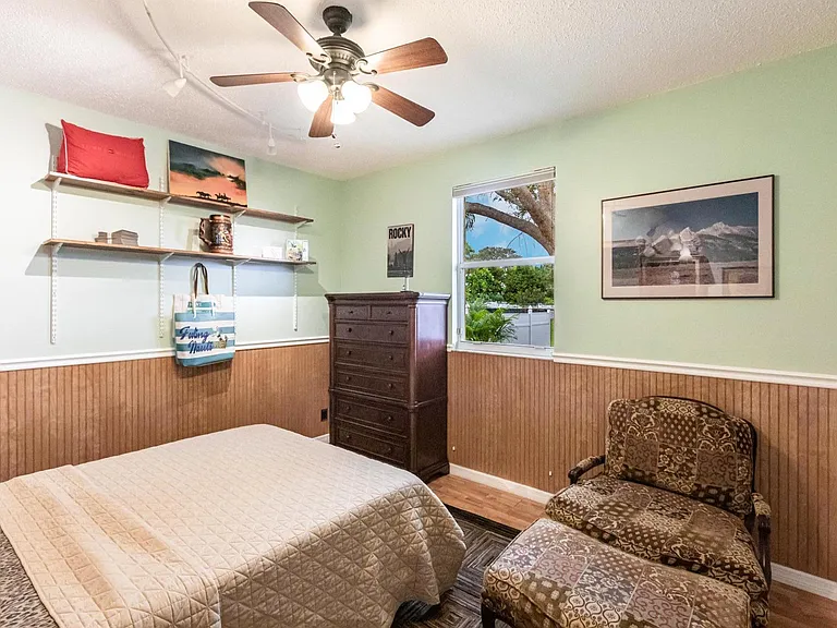 905 Carlee Cir — Photo 22