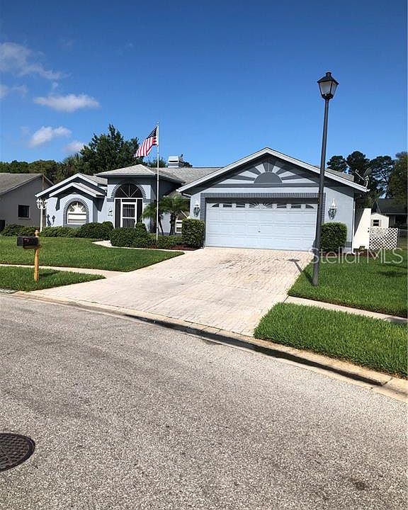 1st image of 10157 Briar Cir