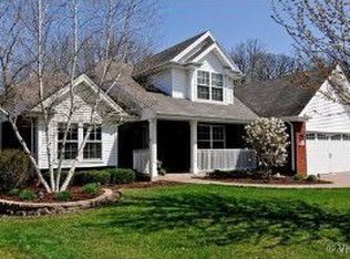 404 Navajo Dr, New Lenox, IL 60451