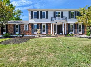 339 Oakleigh Woods Dr, Ballwin, MO