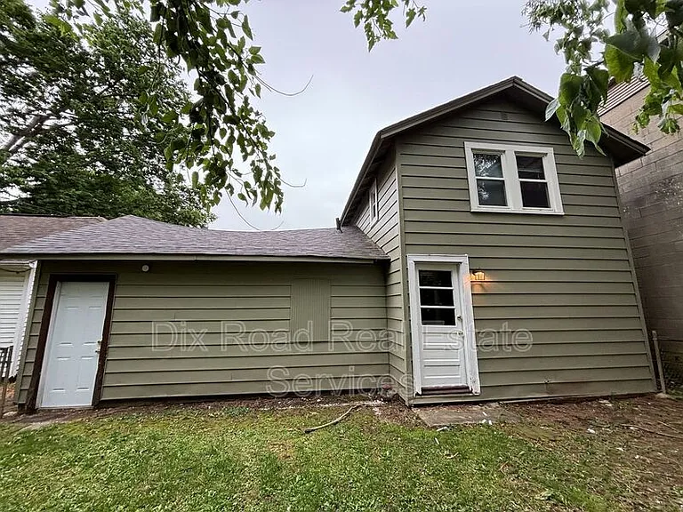 3018 Tytus Ave #REAR HOUSE — Photo 4