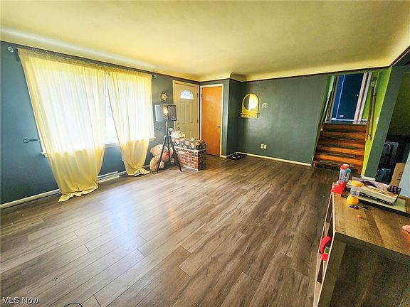 2nd image of 234 Argyle Ave