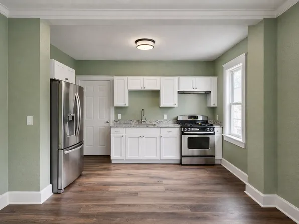 7265 Senator St, Detroit, MI 48209