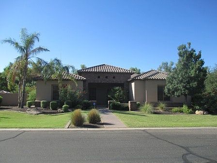 1st image of 2721 E Beechnut Pl