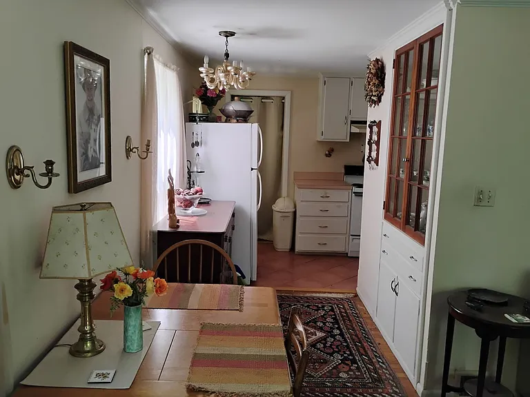 200 Garey Rd — Photo 10