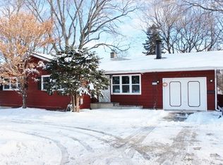 1508 N Richmond Rd, McHenry, IL 60050