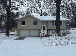 1707 B Ave E, Oskaloosa, IA 52577