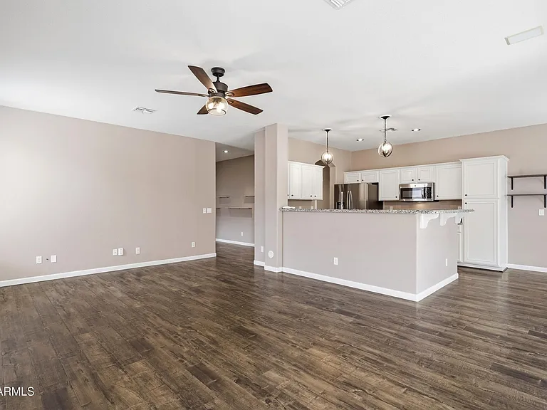 1724 W Deer Creek Rd — Photo 8