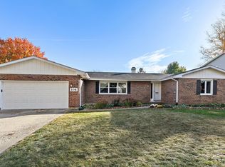 106 Mattek Ave, Dekalb, IL 60115