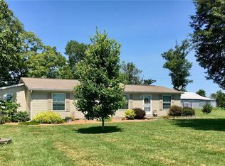 2954 E 1100th Ave, Wheeler, IL 62479