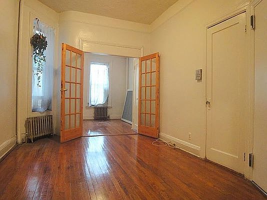 1st image of 929 Columbus Ave APT 3B