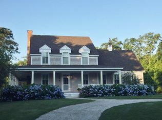 431 Scraggy Neck Rd, Cataumet, MA 02534