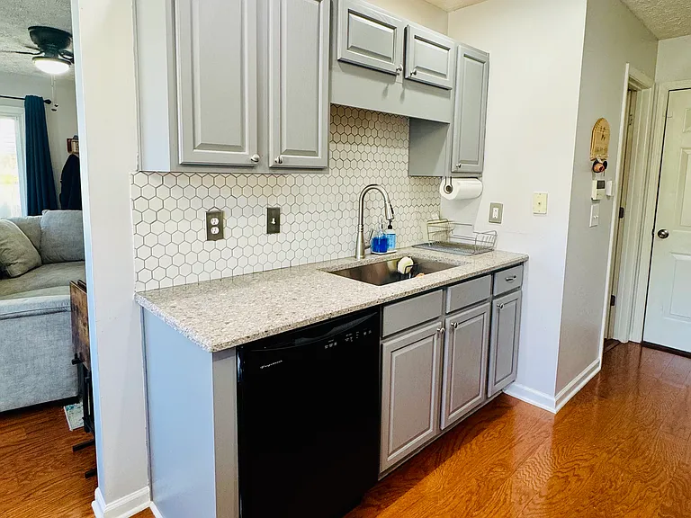 133 Oak Grove Pl — Photo 9